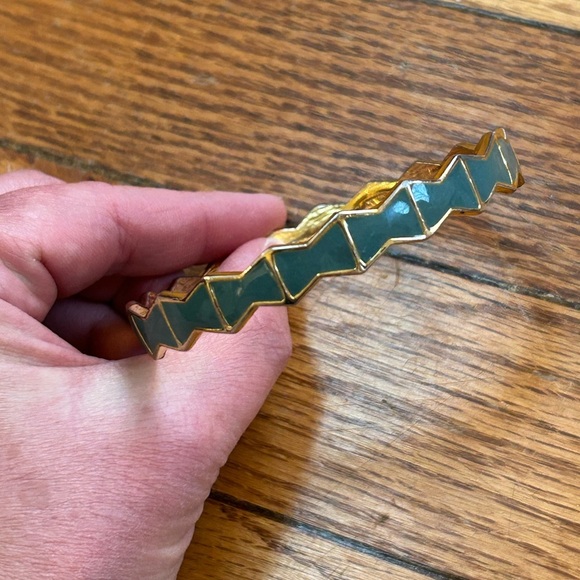 Lanvin Gold Tone Enamel Zig Zag Bracelet - Picture 6 of 8